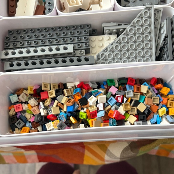 Lego bricks - Picture 3 of 5